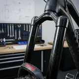 RockShox Gabel-Standrohr+BrückeCSU RS Domain2022+ DA27/29Boost,44Offs,DiBl,63....