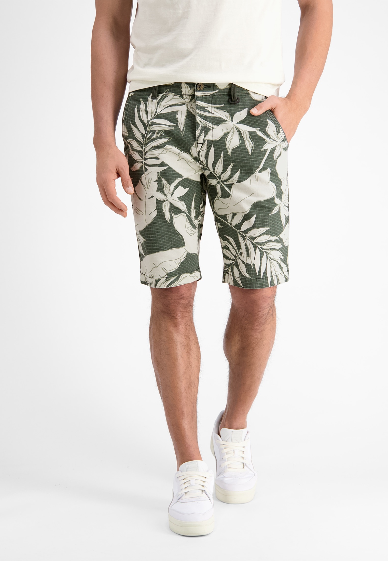 LERROS Bermudas »LERROS Bermuda mit Alloverprint« Lerros CHILLED OLIVE 31