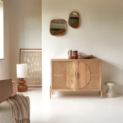 Sideboard Sina aus Mangoholz und Rattan