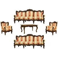 Casa Padrino Luxus Barock Wohnzimmer Set Creme / Gelb / Rot / Dunkelbraun - 2 Barock Sofas & 2 Barock Sessel & 1 Barock Couchtisch - Wohnzimmer Möbel im Barockstil - Edel & Prunkvoll