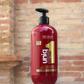 Revlon Uniq One All In One Shampoo 490 ml