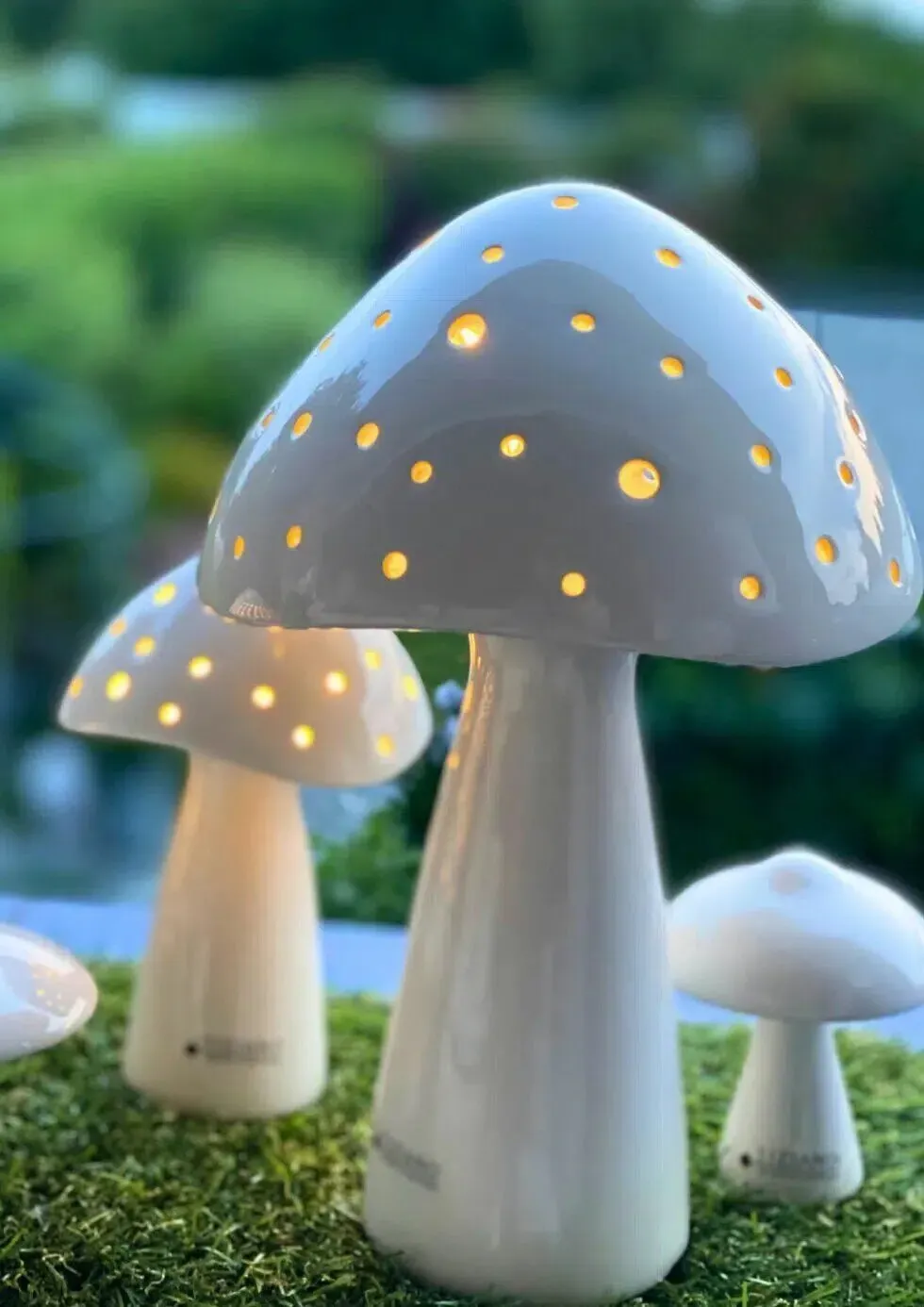 LED Pilz Niara 13,5cm cremeweiß