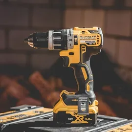 DeWalt 18V XR Brushless Twin Kit