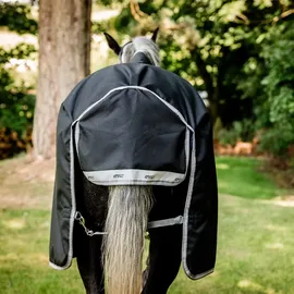Horseware Amigo Bravo 12 Turnout Wug Medium 250g 145 cm Navy/Grau/Silber