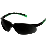 3M Solus 2000 Schutzbrillen, Rahmen schwarz/grün, Antikratz-Beschichtung + (K), graue Scheibe IR 5,0, S2050ASP-BLK