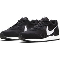 Nike Venture Runner Herren Black/Black/White 38,5