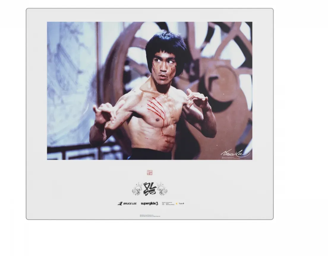 Superglide v3 x Bruce Lee 85th Edition XL Glass Mousepad – Picture