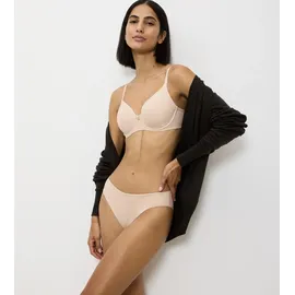 Triumph Body Make-Up Essentials WP 90B beige