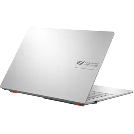 Asus Vivobook Go 15 OLED AMD Ryzen 5 7520U 16 GB RAM 512 GB SSD