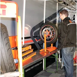Hi-Q Tools Auswuchtgerät für 12-33mm Achs-Ø - Höhenverstellbar