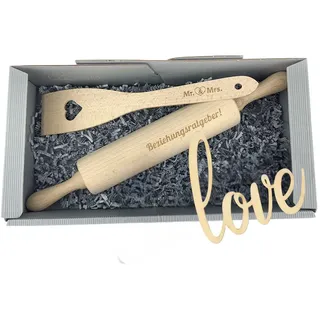 Hochzeitsgeschenk 'Beziehungsratgeber' - Pfannenwender mit Gravur - witziges Geschenk - Teigroller mit Gravur - Schriftzug Love - inkl. Geschenkverpackung