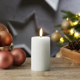 uYuni LED Kerze Thea 10,1 cm weiß