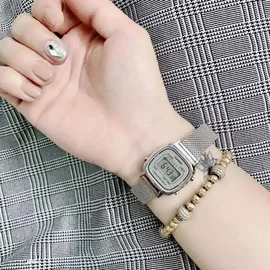 Casio Collection LA670WEM-7EF
