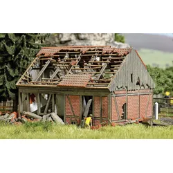 Verfallener Stall Jagdschloss Stern Bausatz Modell von Busch 1:87