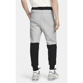 Nike Sportswear Tech Fleece Jogginghose Herren dark grey heather/black/white Gr. L