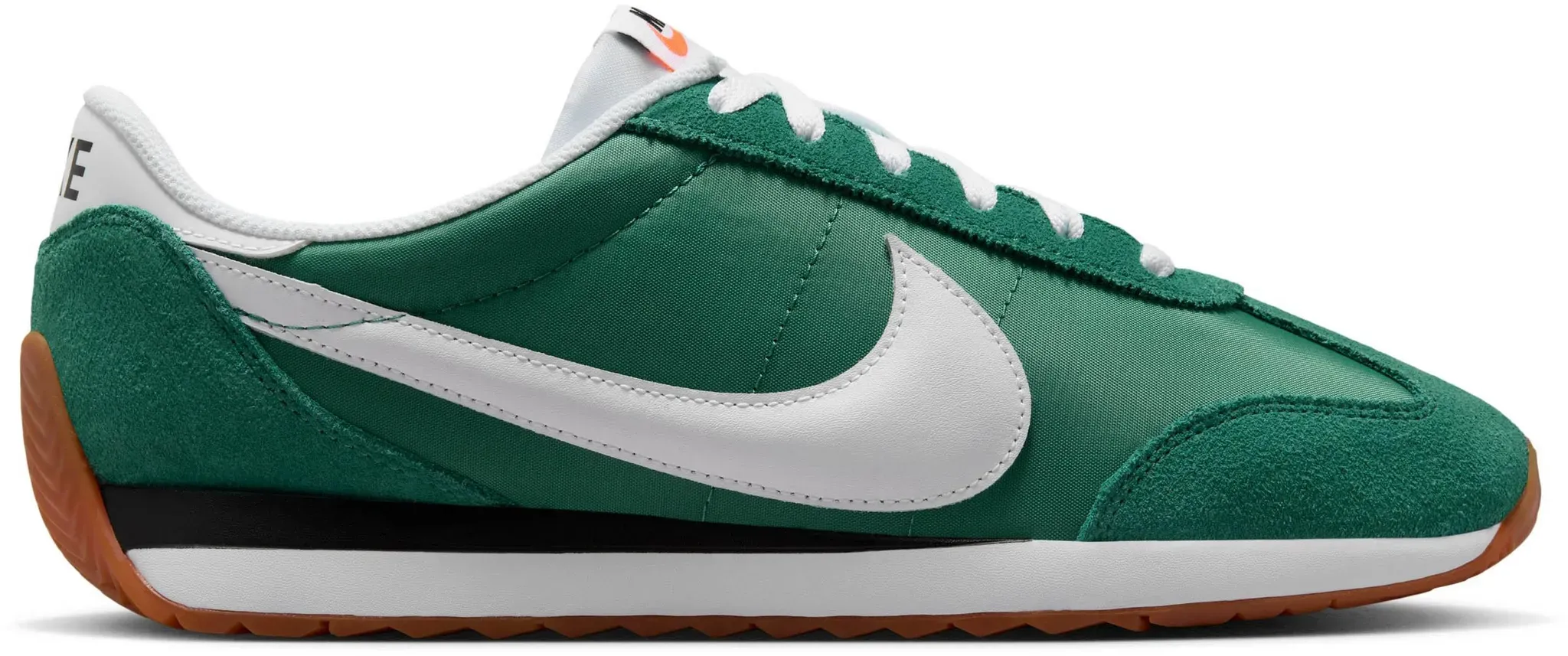 Nike Pacific Sneaker Herren in evergreen aura-white-black-gum med brown, Größe 44 - grün