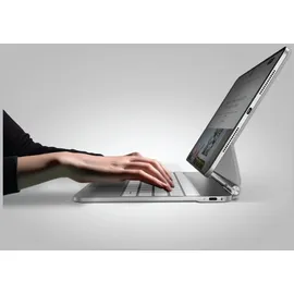 Uniq Venno Pro Magnetic Smart Keyboard Case für iPad Air 10,9" (2020/2022) / Pro 11" (2021/2022) / Air 11" (2024/2025/2026) Weiß