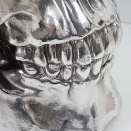 Mendler Beistelltisch Totenkopf 52x55x55cm silber