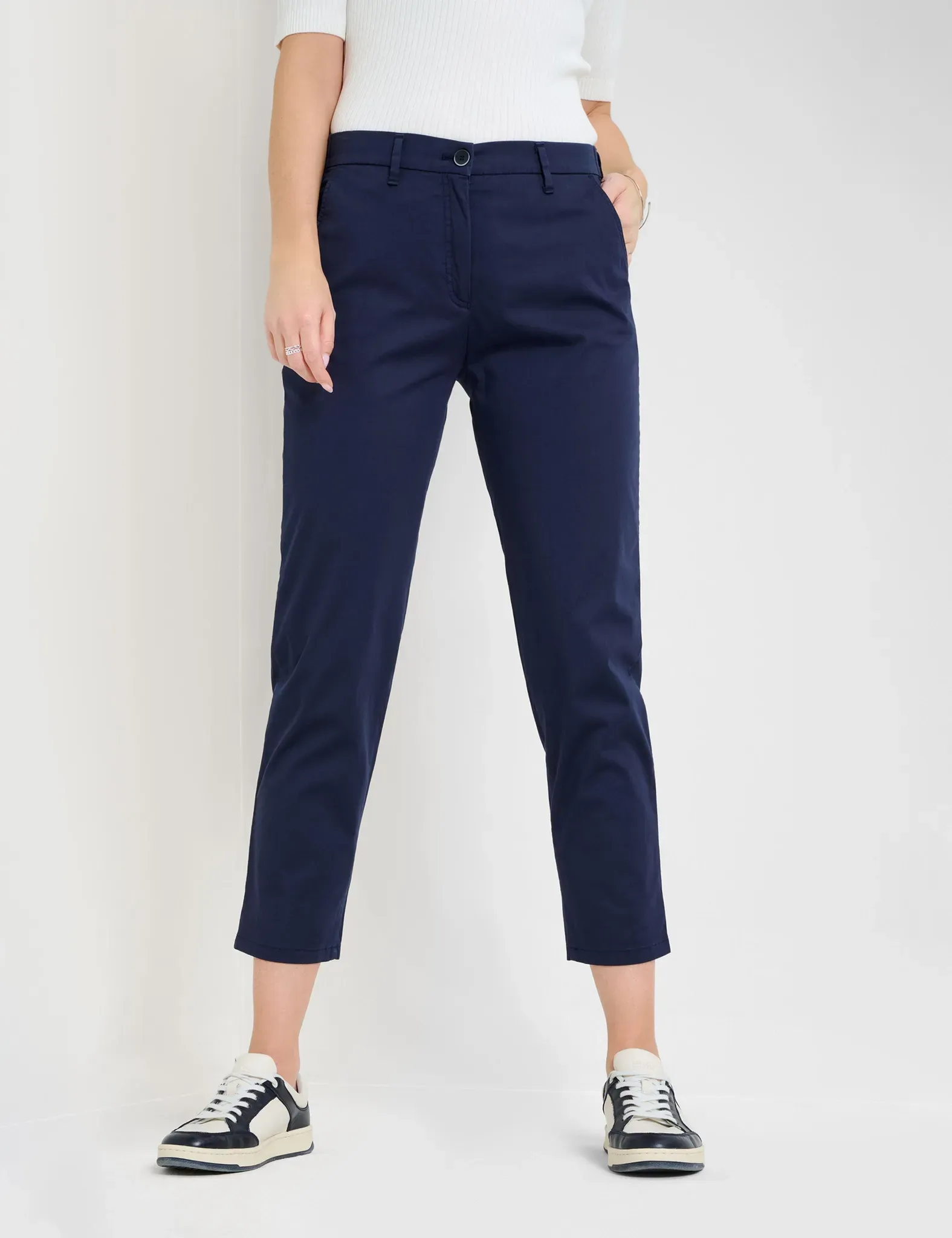 Raphaela by BRAX Damen Chino Style PARY CHINO, Blau, Gr. 46K