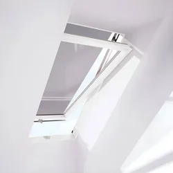 Dachfenster mit Markise, PVC Modell Solid PVC, Sonnenschutz-Markise auf der Außenseite, 55x78 cm, individuell konfigurieren