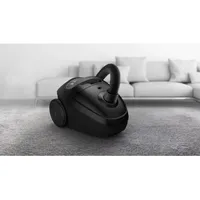 Midea B6 Bodenstaubsauger