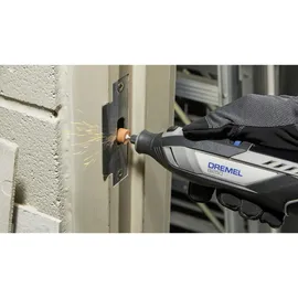 DREMEL 8250-5 Multifunktionswerkzeug inkl. 1 x 2,0 Ah + 5-tlg. Zubehör-Set