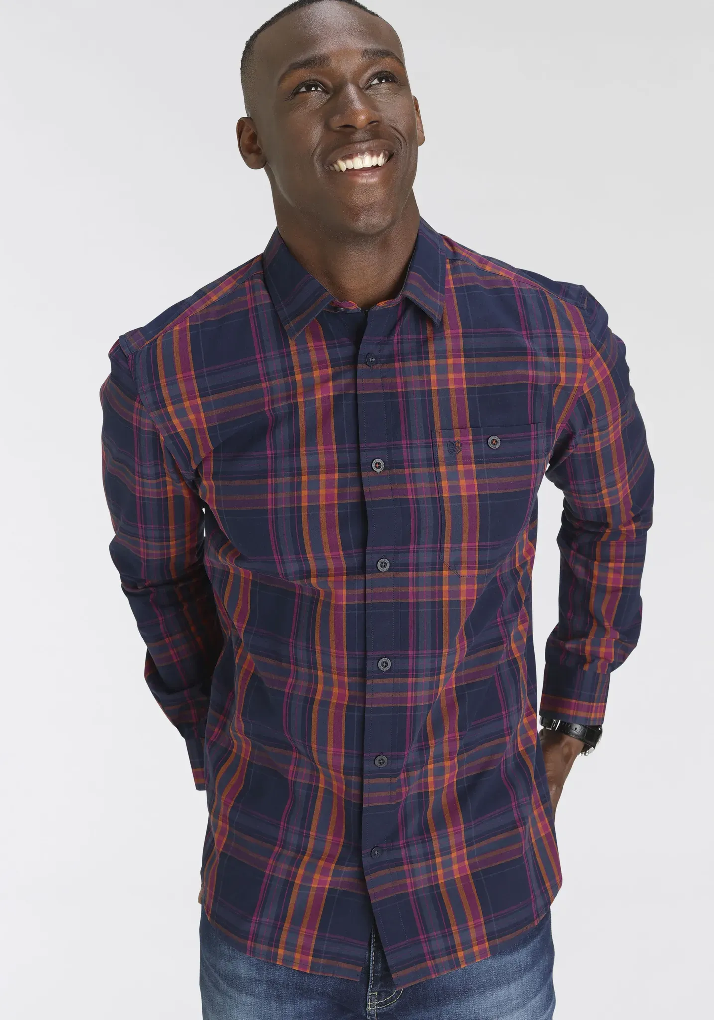 Karohemd DELMAO, Herren, Gr. S (37/38), N-Gr, blau (blau, beere), Web, Obermaterial: 100% Baumwolle, kariert, casual, tailliert, Langarm verstellbar 2-Knopf-Manschette verstellbar, Hemden, mit Logostickerei