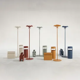 Kartell Garderobenständer Alta Tensione Rot
