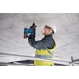 Bosch GSR 18 V-90 C inkl. 1 x 4,0 Ah, 2 x 5,5 Ah + L-Boxx