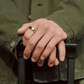 Oura Ring 5 Größe 7 Gold
