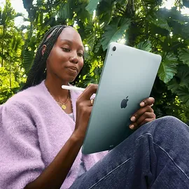 Apple iPad Air 13" (7. Generation 2025) 128 GB Wi-Fi Space Grau