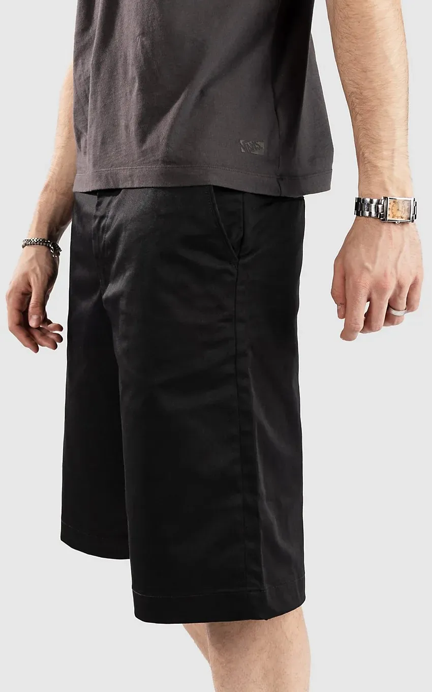 REELL Loose Flex Chino Pc Shorts deep black Gr. 29