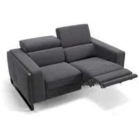 Sofanella 2-Sitzer Stoff MANZANO, Relaxsofa, Designsofa, Designer Couch, Italienisches Sofa, 2er Sofa grau