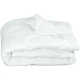 ZOLLNER Bettdecke - Polyester - atmungsaktive Füllung - 135x200cm mit 1300g Füllung - Made in Europe - waschbar bis 95°C - Wärmeklasse 3 - Oeko Tex® Zertifiziert
