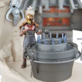 Hasbro Star Wars The Vintage Collection The Armorer's Forge The Armorer (Lakeside Covert World)