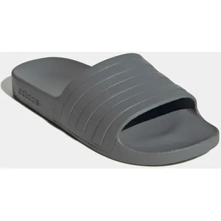 Grey Three / Grey Three / Grey Three 40 2/3