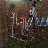 Trutzholm Fahrradständer für 4 Fahrräder höhenversetzt 140 x 75,5 cm Stahl