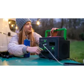 APC Schneider OffGrid 500 Portable Power Station - 500-1000W Nennleistung, 517Wh, 2x AC, 3x USB-A, 2x USB-C, 5,5kg
