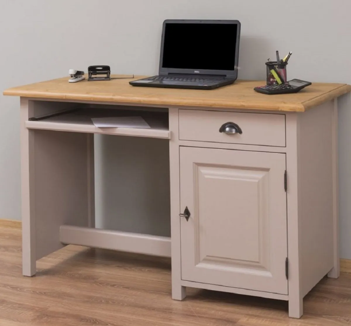 Casa Padrino Landhausstil Schreibtisch Grau / Naturfarben 130 x 60 x H. 78 cm - Massivholz Sekretär im Landhausstil - Büro Möbel - Massivholz Möbel - Landhausstil Möbel