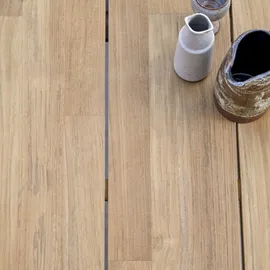 Tikamoon Gartengarnitur Harper aus massivem Teakholz und Aluminium 6 Plätze