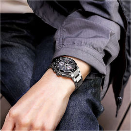 Seiko Astron GPS Solar Dual Time Titan 43,3 mm SSH151J1