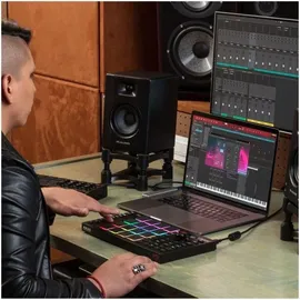 Akai Professional MPC Studio Controller MIDI Controller, Schwarz