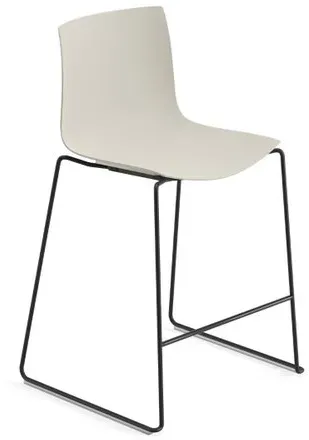 Arper Barhocker Catifa 46 einfarbig Kufengestell Schwarz