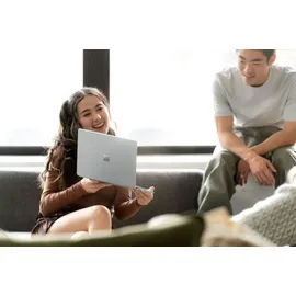 Microsoft Surface Laptop Go 2 12,4" Intel Core i5-1135G7 16 GB RAM 256 GB SSD Intel Iris Xe Graphics Windows 11 Pro Silber