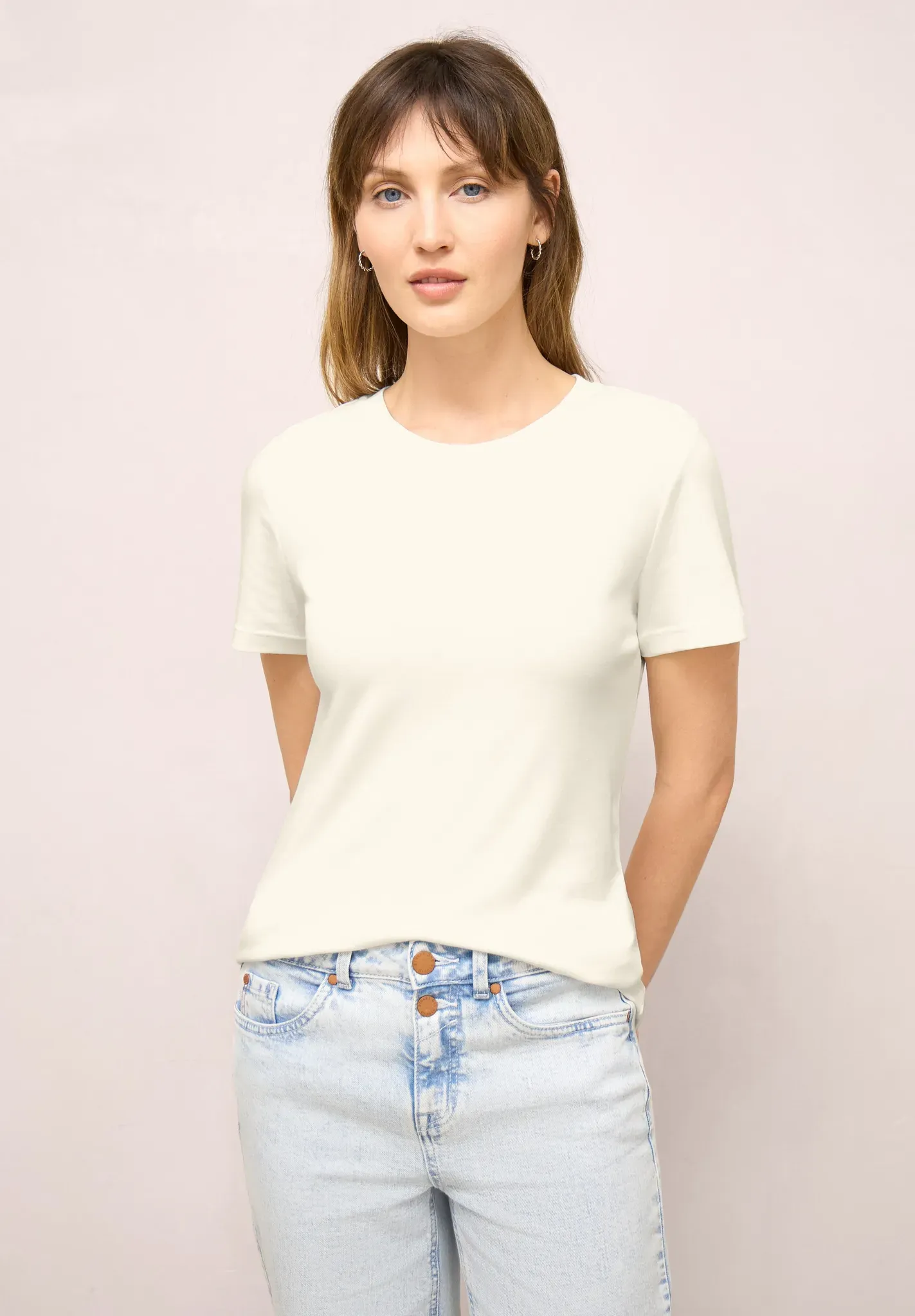 T-Shirt STREET ONE STUDIO, Damen, Gr. 46, weiß (sanftes weiß), Web, 50% Baumwolle, 50% Modal, unifarben, normal normal, Rundhals, abgesteppt, Shirts T-Shirt, Rundhalsausschnitt