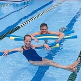 XIANXIAN Pool Nudelschaum Hohl Schwimmstöcke, Schwimmlernhilfe Swim Sticks für Erwachsene Kinder, Mehrfarbiger Schaumstab Wasserspielzeug, Poolnudel Für Kinder, Pool-Schwimmstäbe, Hohles Blau - 120*70 cm