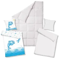 Koru Kids® Kinder Daunendecke 135x200 Ganzjahresdecke – Set mit Delfin und Classic Bettwäsche 135x200 + 80x80 cm aus 100% Baumwolle - 100% kanadische Daunen – Kinderbettdecke – Federbett