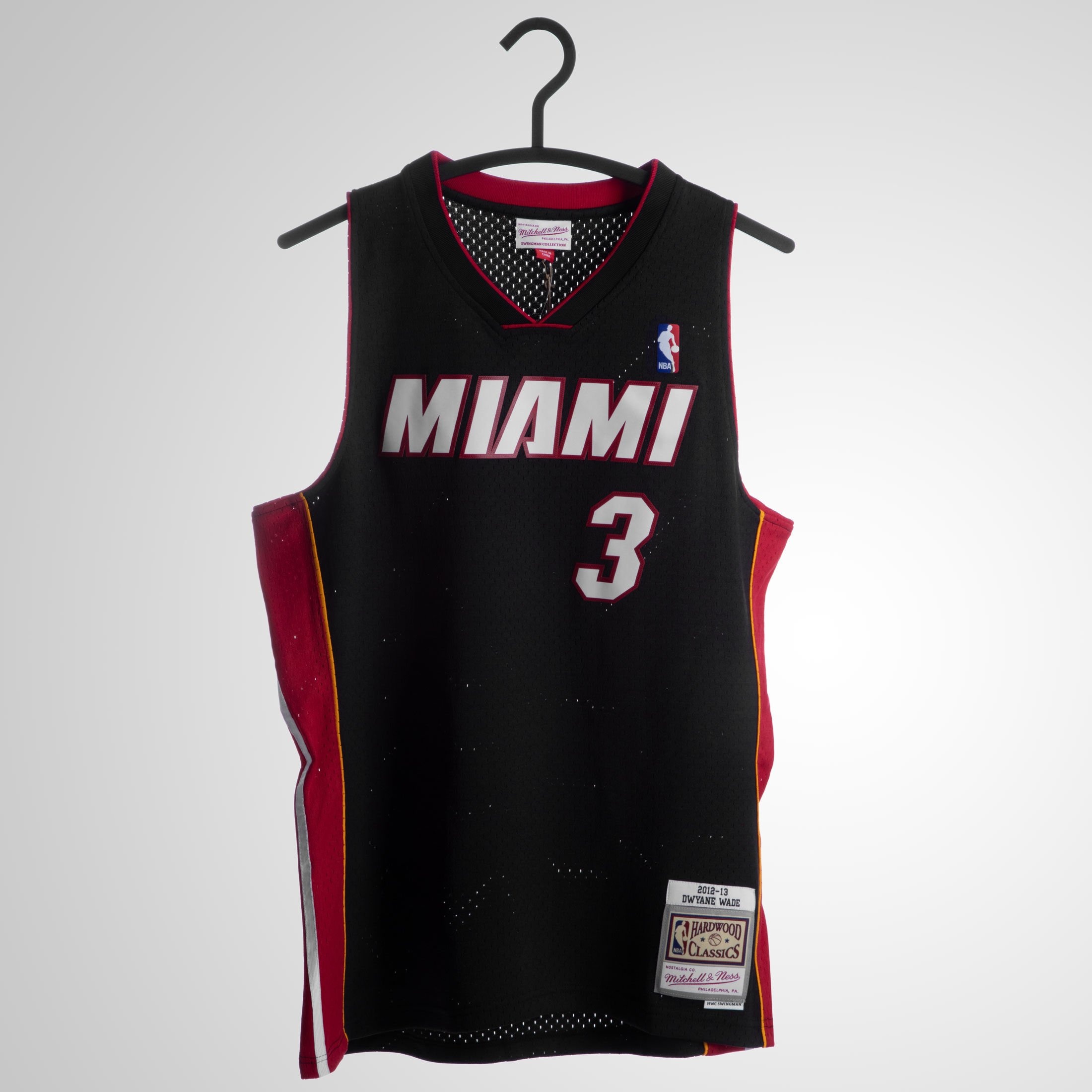 Mitchell and Ness NBA Miami Heat Dwayne Wade Black,  Gr. XL,  Herren,  schwarz / rot