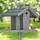 Relaxdays Vogelfutterhaus mit Ständer, Silo, wetterfestes Dach, Garten, Holz Vogelhaus HBT 135 x 67 x 56 cm, grau/grün