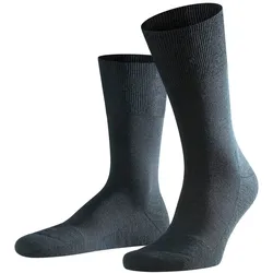 FALKE Herren Socken - Airport Plus, Kurzstrumpf, Freizeit- und Business-Socken, Unifarben Schwarz 45-46